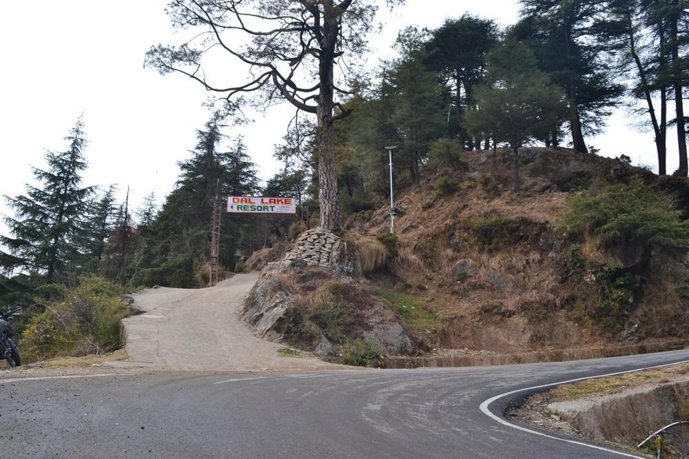 Oyo 28425 Dal Lake Resort Dharamsala Exteriér fotografie