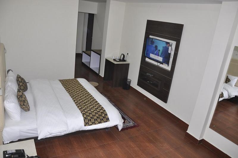 Oyo 28425 Dal Lake Resort Dharamsala Exteriér fotografie